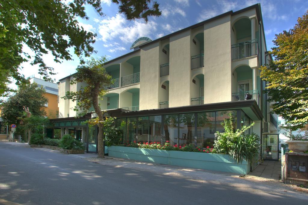 Hotel Giamaika 切塞纳蒂科 外观 照片